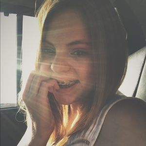 Meet your Posher, Adalay